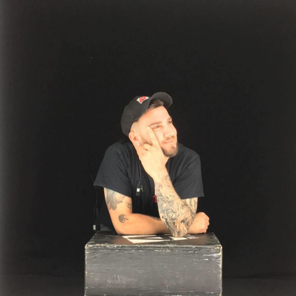 Meet your Posher, Eric